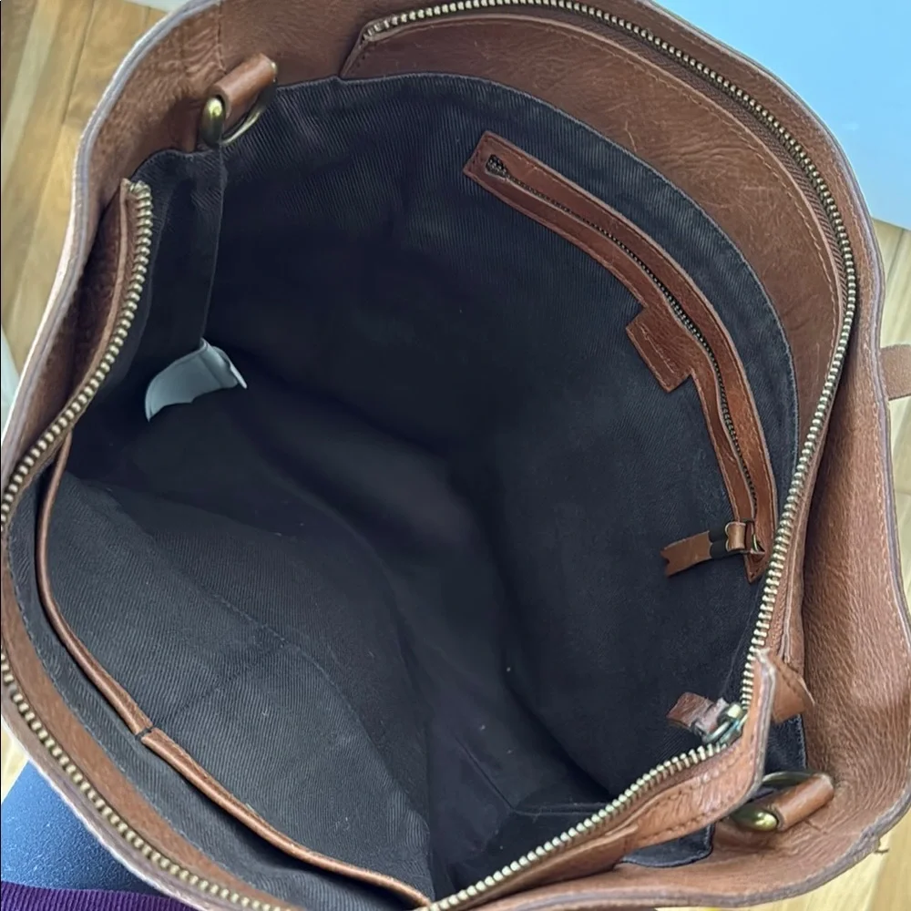 Madewell Transport Brown Leather Tote - Picture 7 of 11